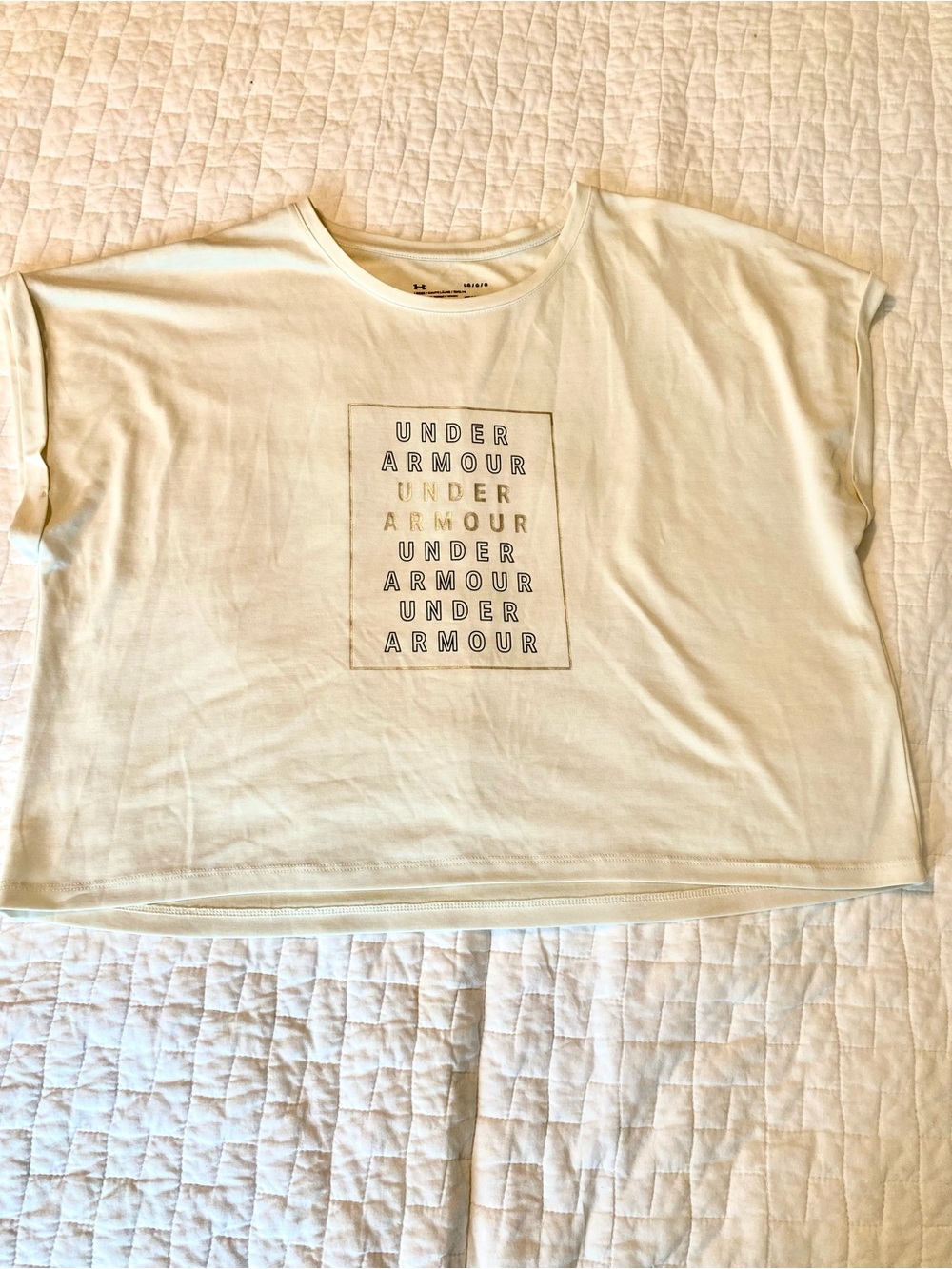 Under Armour Cream Cropped Logo Tee